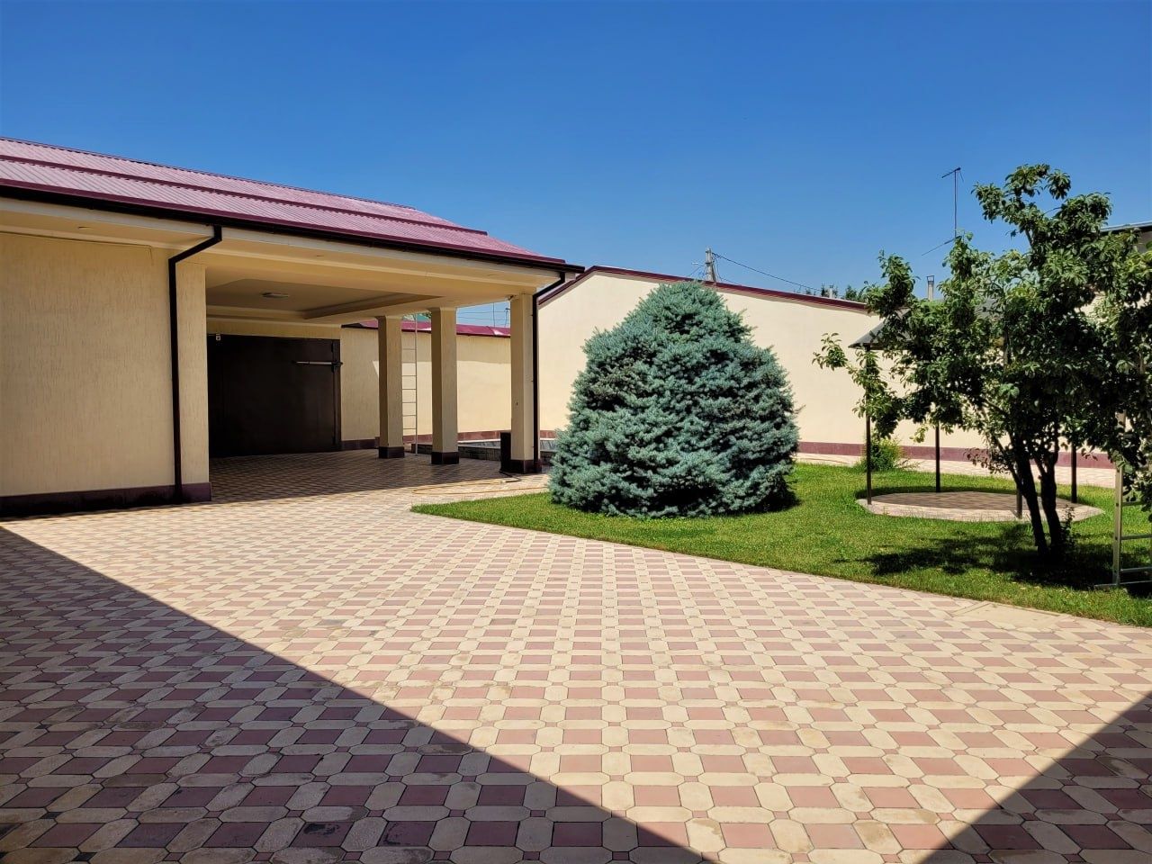 Продаётся Дом Ховли Сотилади 8 соток Одноэтажный Дагестанская М.Горьки