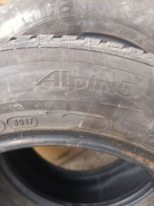 Зимни гуми Michelin Alpin 5 205/60/16 4 броя.