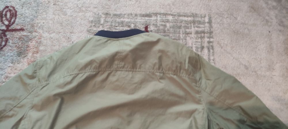 ZARA  яке зелено номер 44
