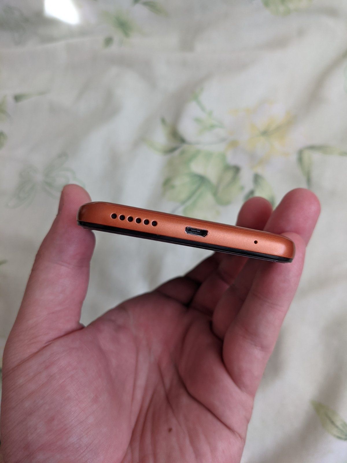 Продава се  Motorola e7 plus
