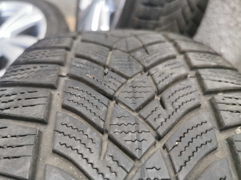 Jante Originale Vw Passat / Tiguan / ID3  R 18 cu anvelope de iarna