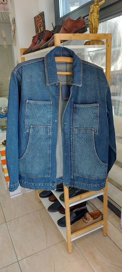 Compleu din denim jacheta-blugi Louis Vuitton model Carpenter Monogram