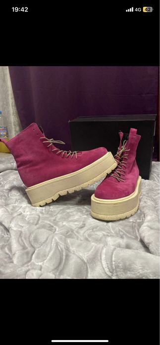 Ghete din piele cu platforma