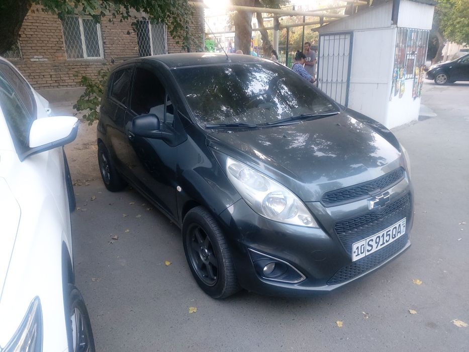 Chevrolet Spark 2019 SHOSHILINCH sotiladi, nasiya(variant)ga beriladi.