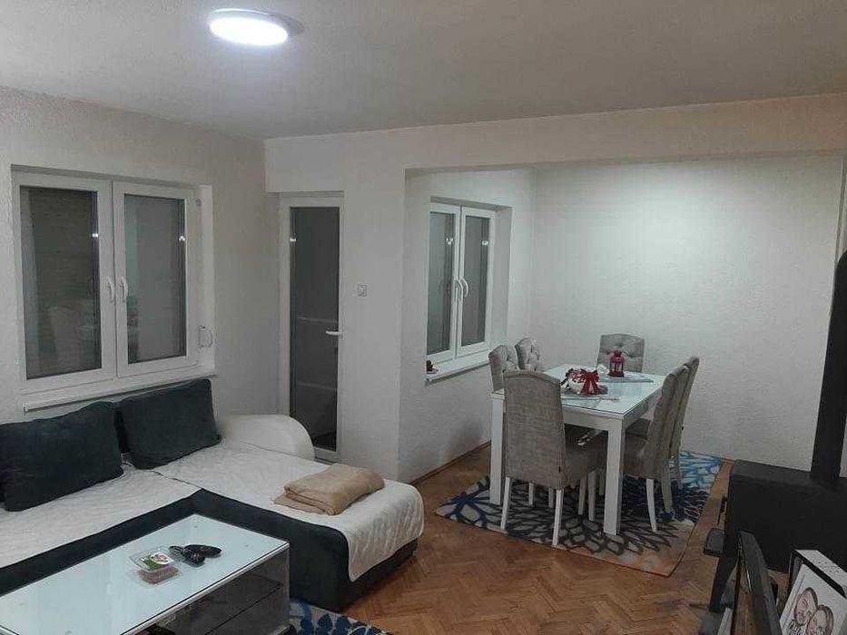 Дава се под наем Тристаен апартамент в Пловдив, Кършияка - 95 кв.м за 387.6 € - Снимка #4