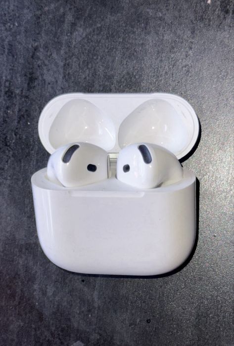 Продам Air pods 4 pro