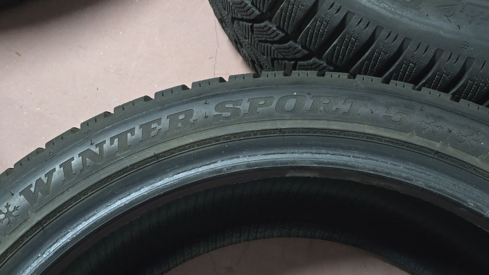 Dunlop Winter Sport 5 245/40/19 зимни гуми