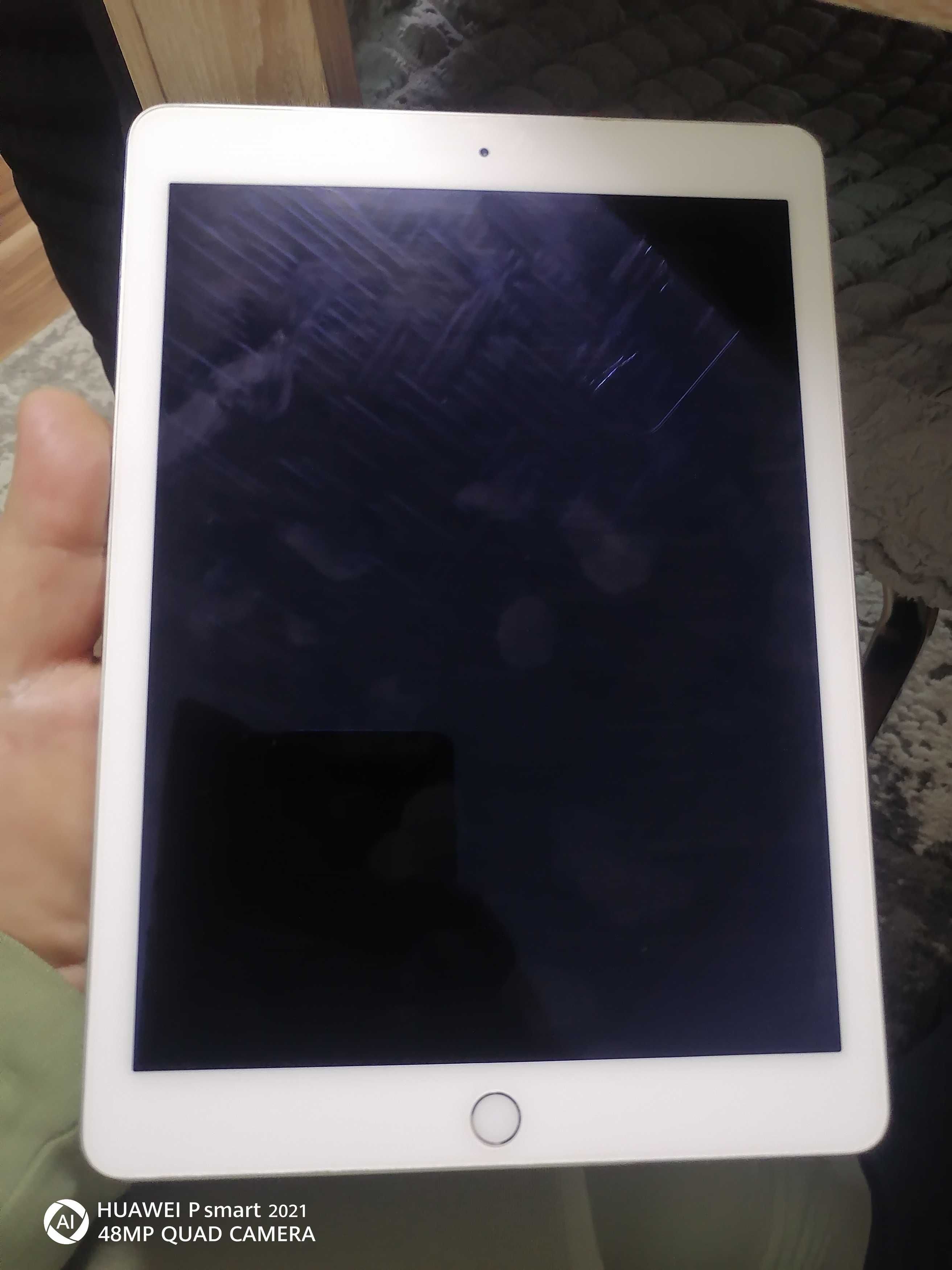 Таблет IPad Air2 A1566
