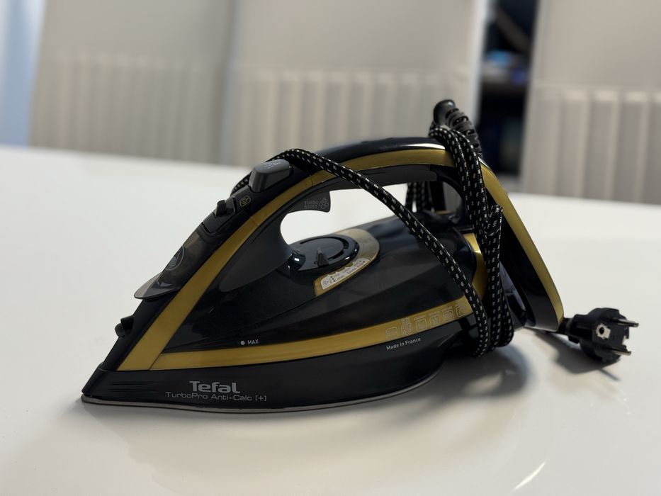 Ютия Tefal Turbo PRO Anti Calc 3000W FV5696