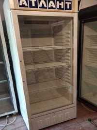 Продам  две  холодильник    отлично работает и  охлаждает