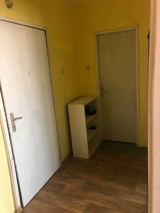 Дава се под наем Двустаен апартамент в Бургас, Славейков - 50 кв.м за 150 € - Снимка #2