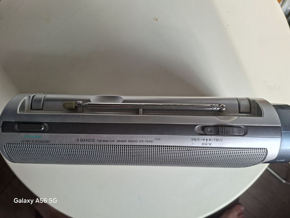 Vand sony icf-704s