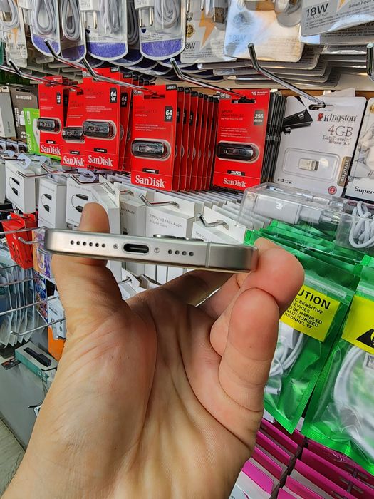 iPhone 15Pro MAX 256GB. ZAA region. Ideal holatda.