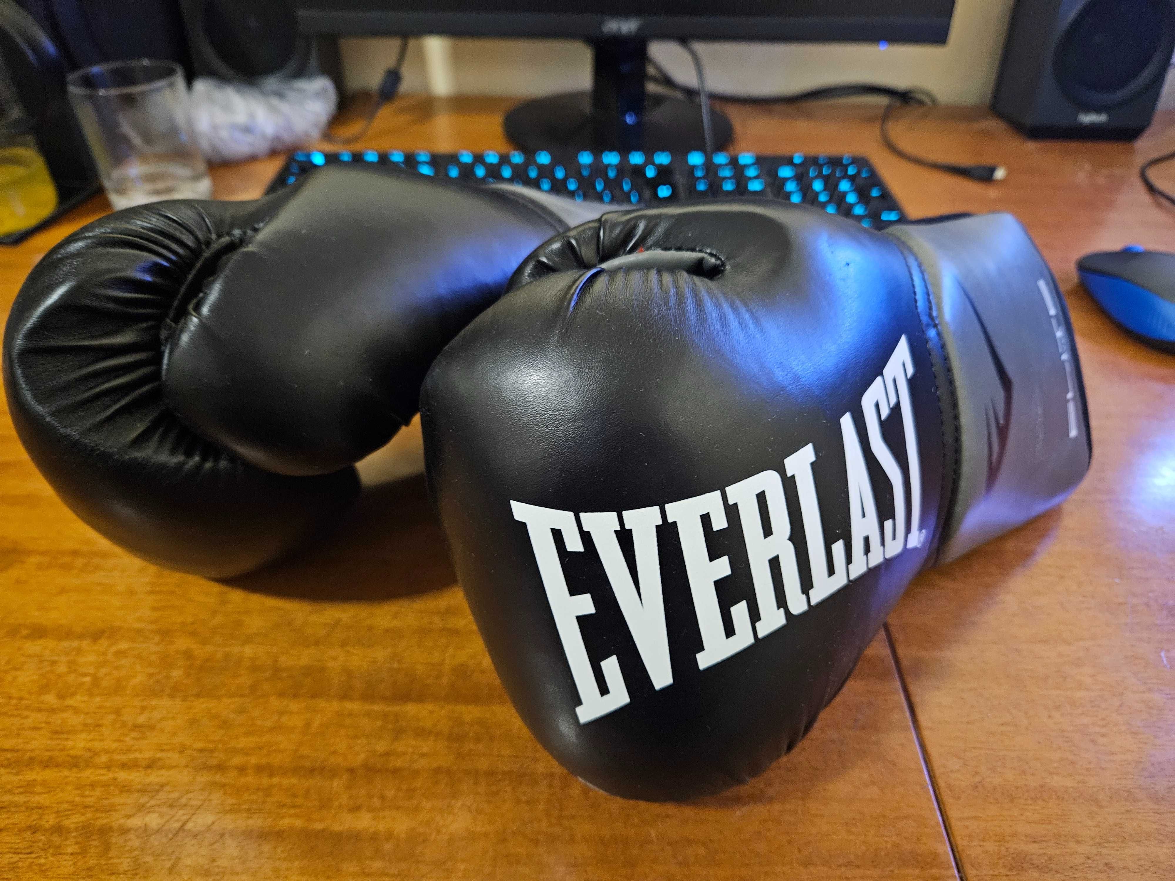 Боксови ръкавици - Everlast Pro Style Elite - 12oz (Слагани 2 пъти)