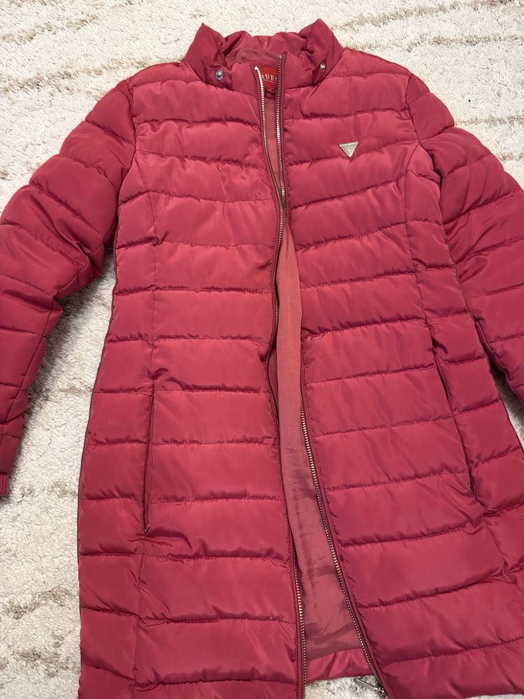 Детско яке марка guess
