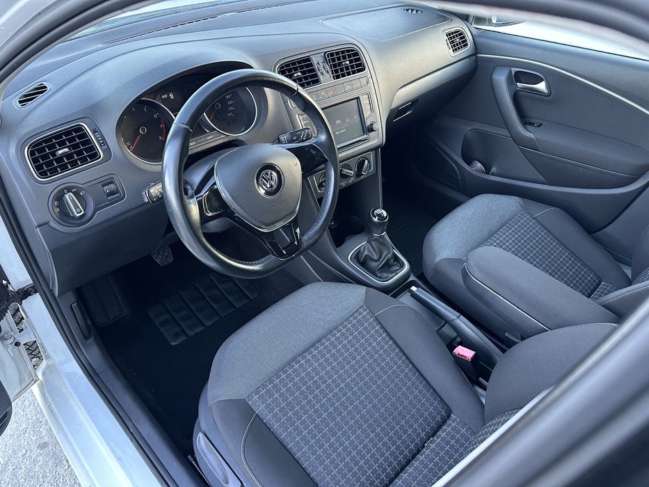 Volkswagen Polo 2016 Facelift usor avariat 54.272 km