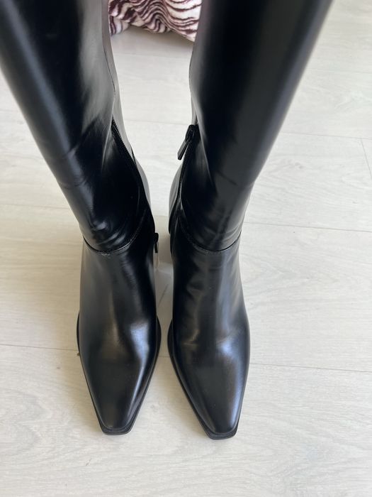 Намалени /Дамски високи ботуши Stradivarius