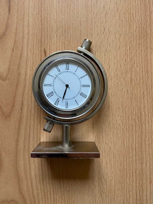 Винтидж настолен часовник Oracle