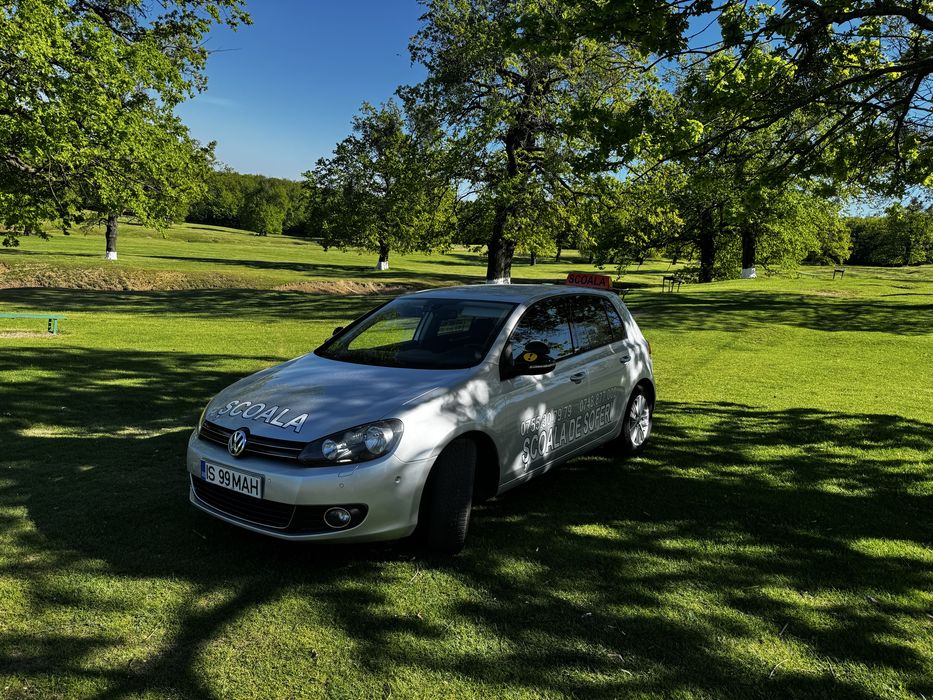 Instructor auto autorizat categoria B