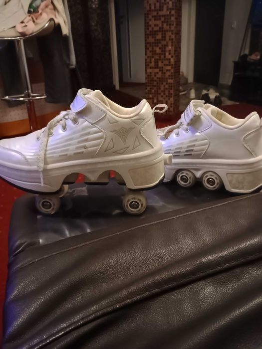 Adidași cu role practic noi mărimea 36-37