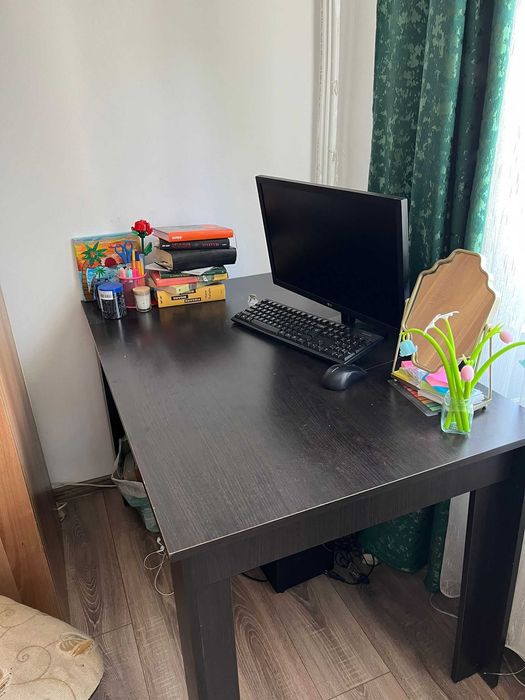 Vand masa cu design modern