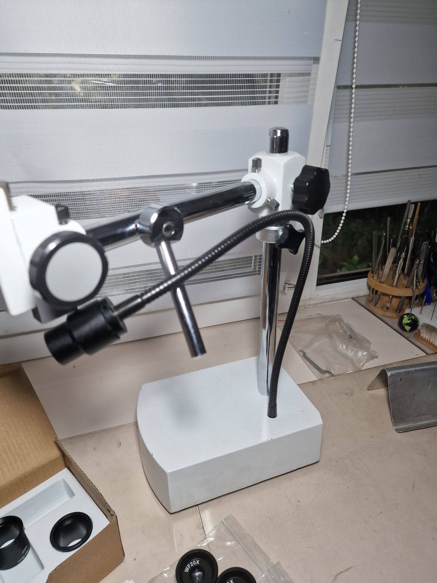 Microscop bresser.