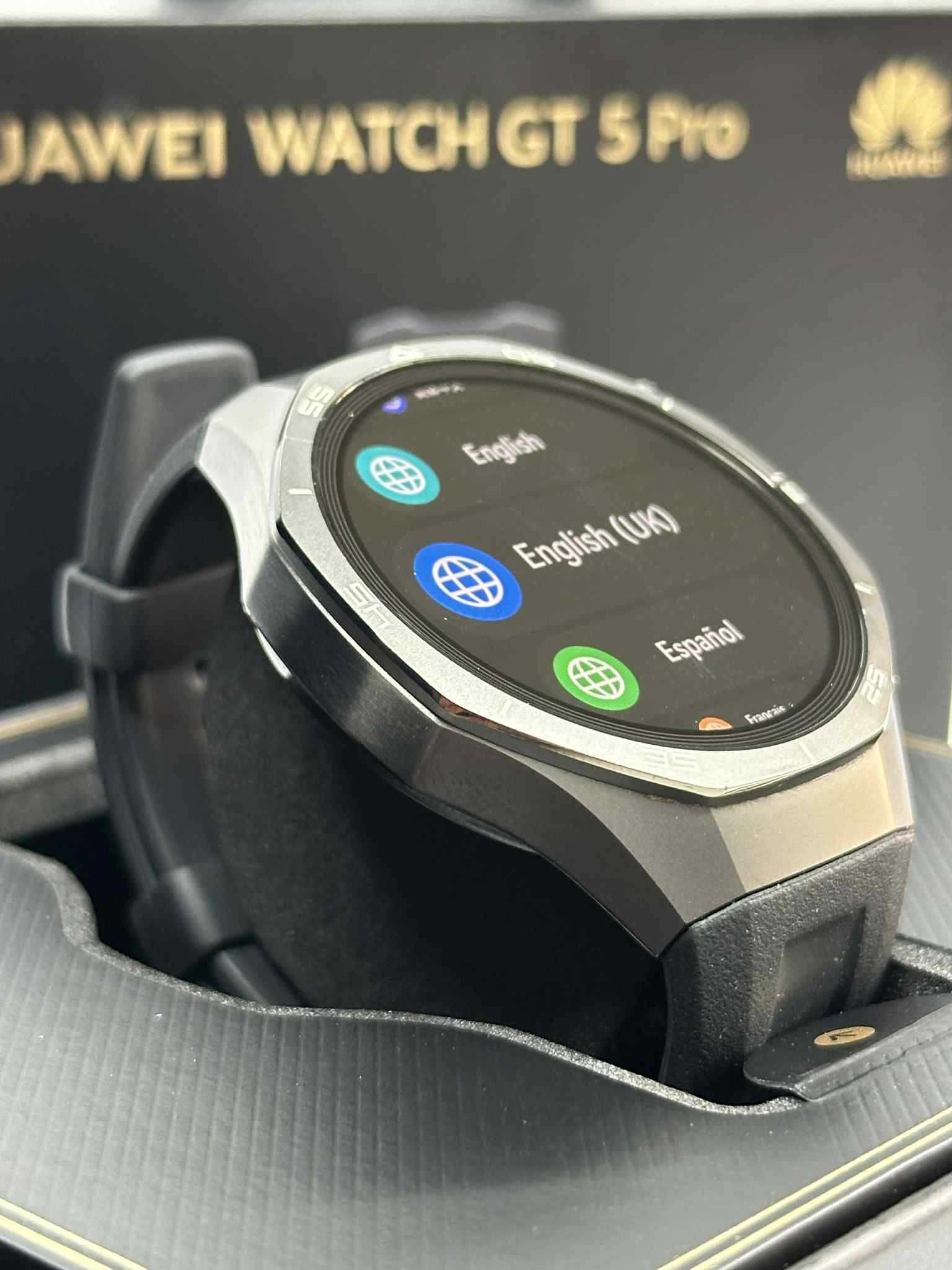 Смарт часовник HUAWEI WATCH GT 5 Pro BLACK / Като нов
