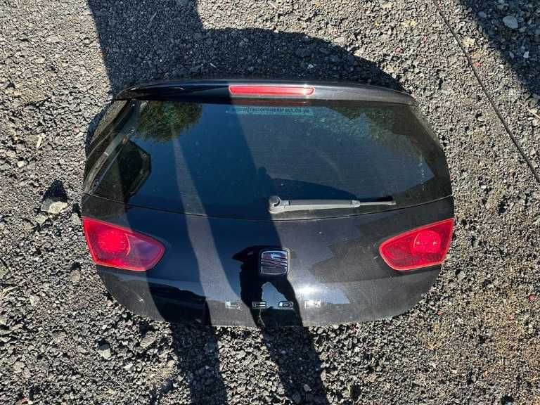 Haion/portbagaj Tabla+sticla Seat LEON 1P1 2005-2013 negru