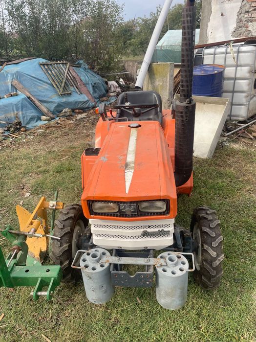 Tractoras Kubota