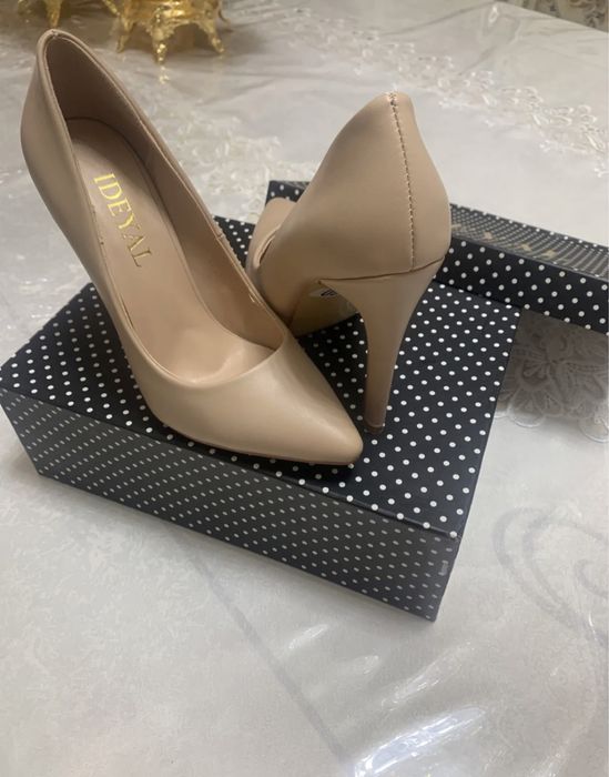 Туфли от бренда IDEYAL