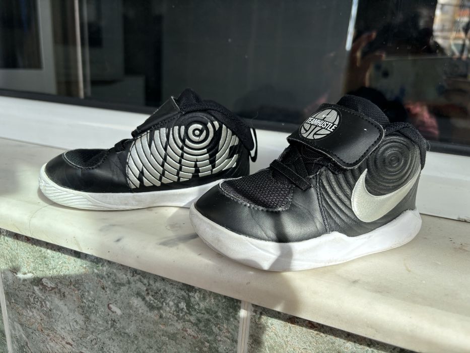Nike Team Hustle D 9 Black високи кецове