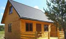 Vând și construiesc case și cabane din lemn