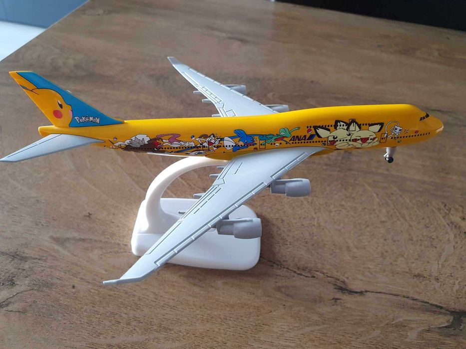 Macheta metalica de avion ANA cu Pokémon (marime medium) | Decoratie
