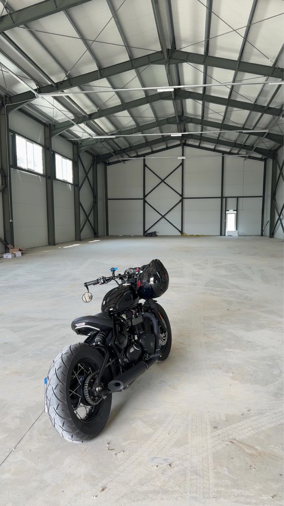Triumph Bobber Black Edition 2020 – Custom, 10.800 km