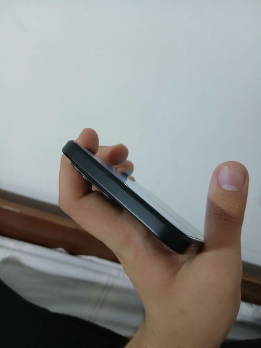 Redmi 15 c sotiladi obmen ham bor