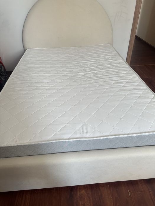 Продам кровать 140х200