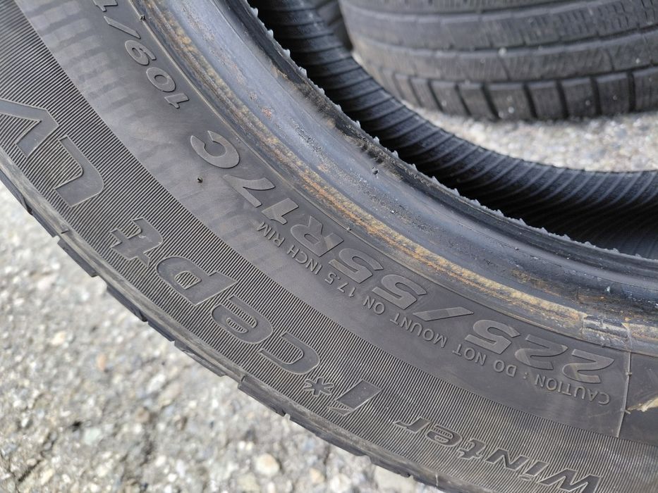 225/55/17"Hankook 2бр.гуми дот3224