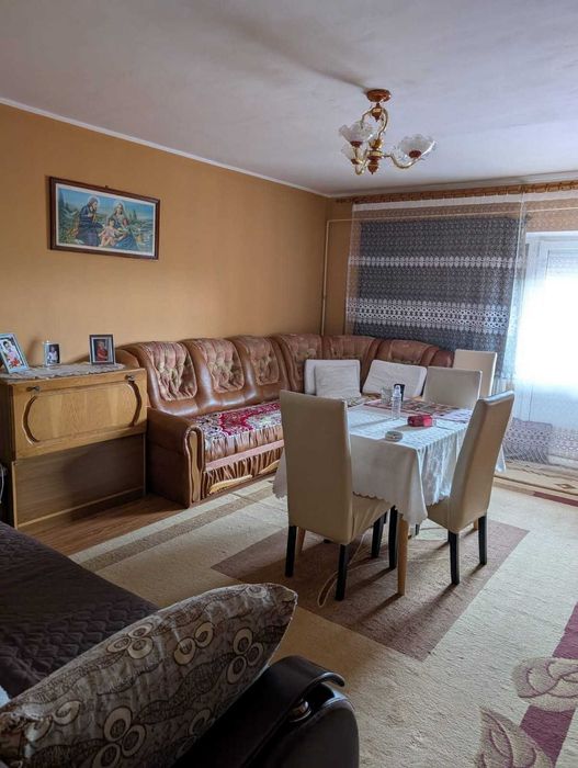 Inchiriez apartament 2 camere CII