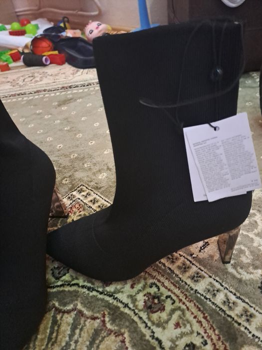 Rochii elegante si botine de iarna,primavara