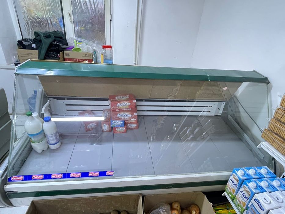 Продаётся холодильник для магазина