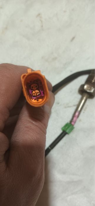 Senzor temperatura gaze Audi TT 8j 2.0 TDI cod 03L906088BJ