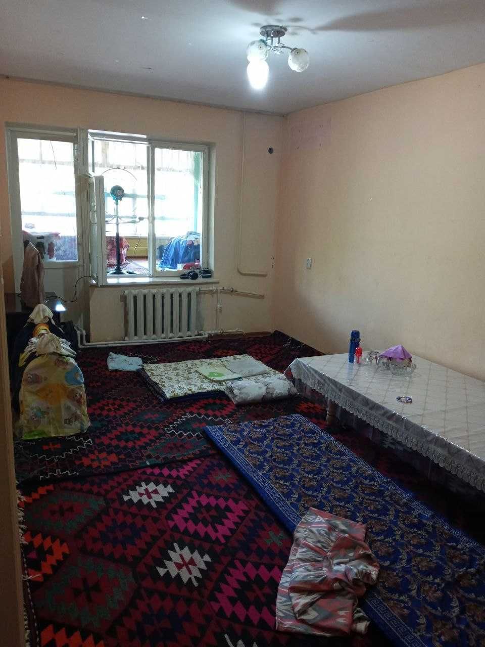 Bir xonali uy sotoladi
