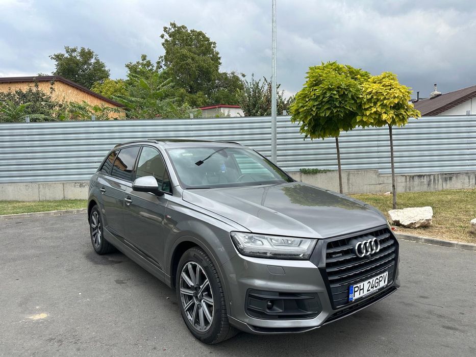 AUDI Q7 3.0 S LINE Panoramic KeyEntry Soft Close Bose 7 Locuri