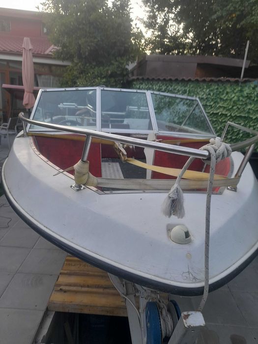 Barca motor peridoc
