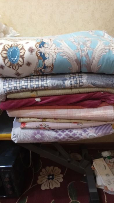 Одеяло много разные