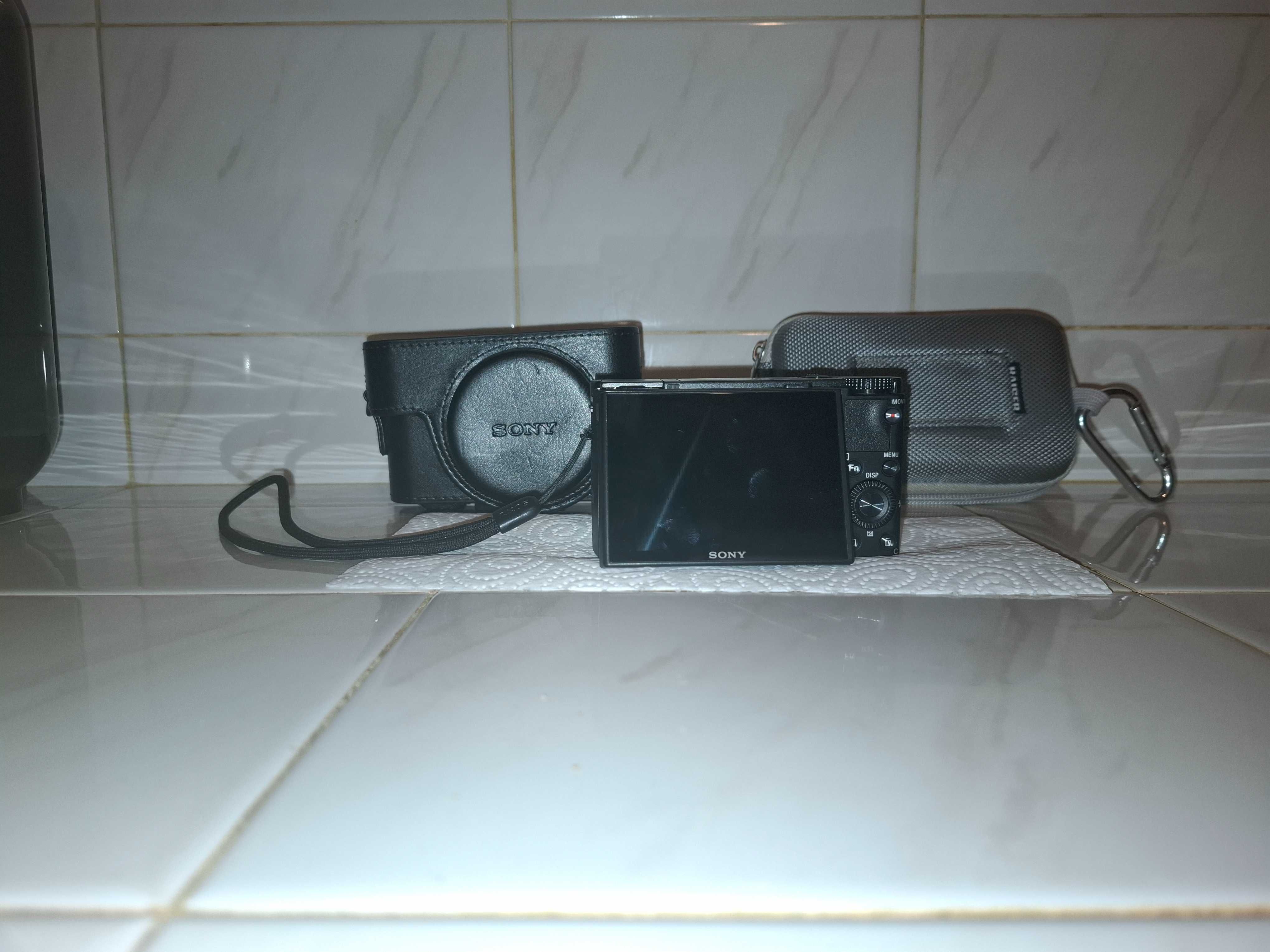 Фотоапарат Sony RX100 VI