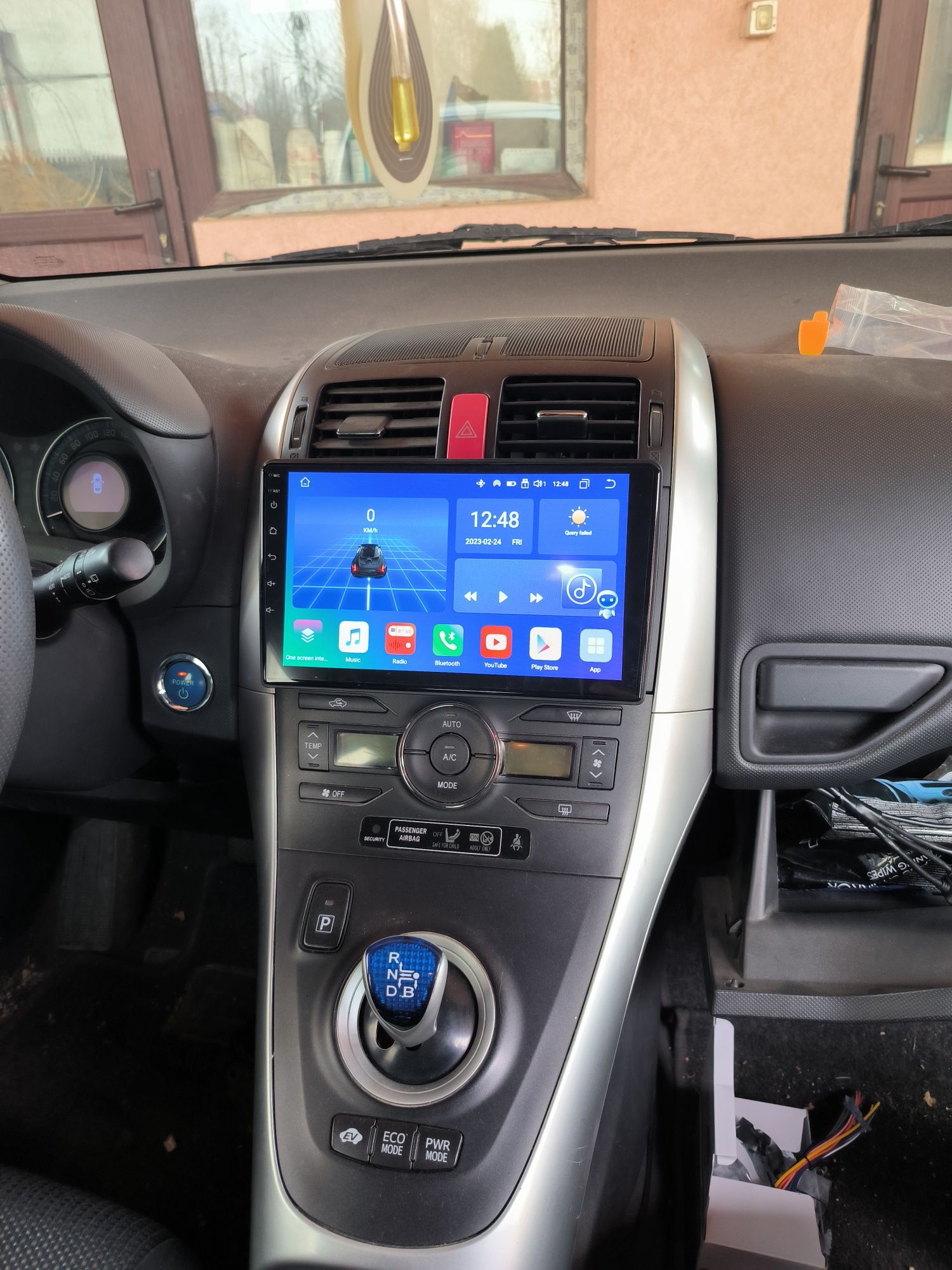 Navigatie android Toyota Auris Waze YouTube GPS BT