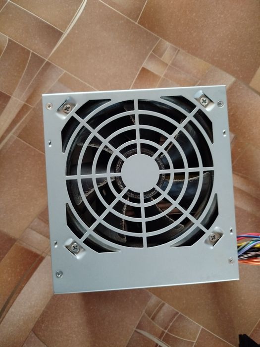 Продам блок питания 450w