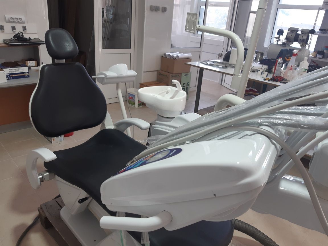 Турски стоматологичен стол АДОНИС + НОВ КОМПРЕСОР И АСПИРАЦИЯ (ИТАЛИЯ)
