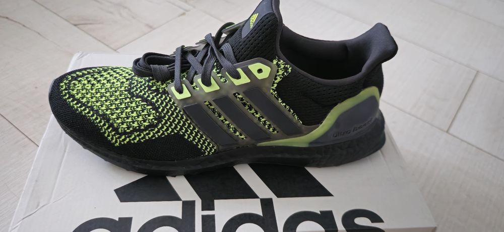 Adidas Ultraboost 42 2/3,43 1/3,44